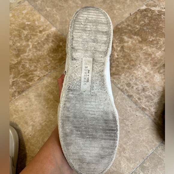 Versace sneakers . 100% authentic. - Picture 10 of 10